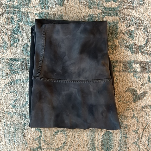 Lululemon Wunder Train Leggings (25") - Picture 5 of 5